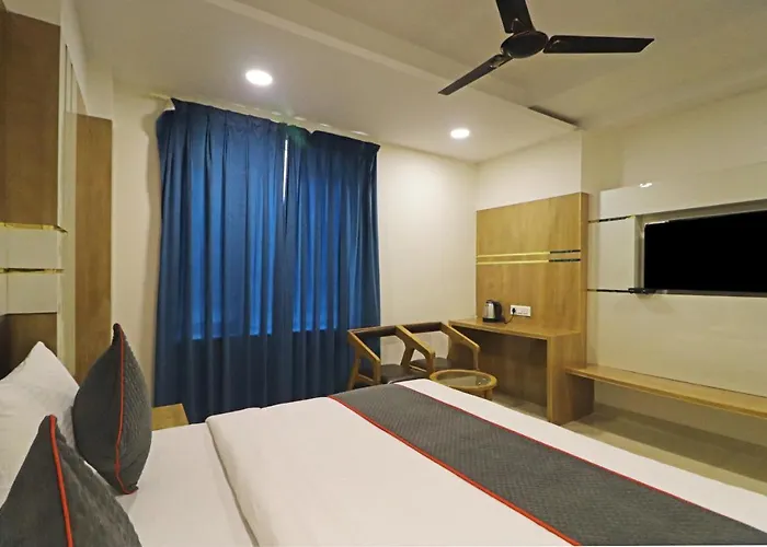 Deluxe King Room